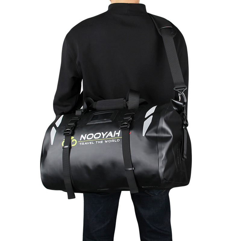 BK023 WATERPROOF TRAVEL BAG